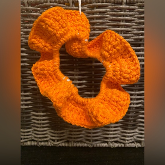 Scrunchie - Picture 7 of 7